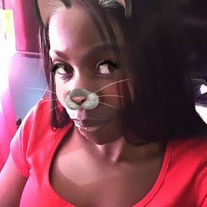 Meet your Posher, Quntasa